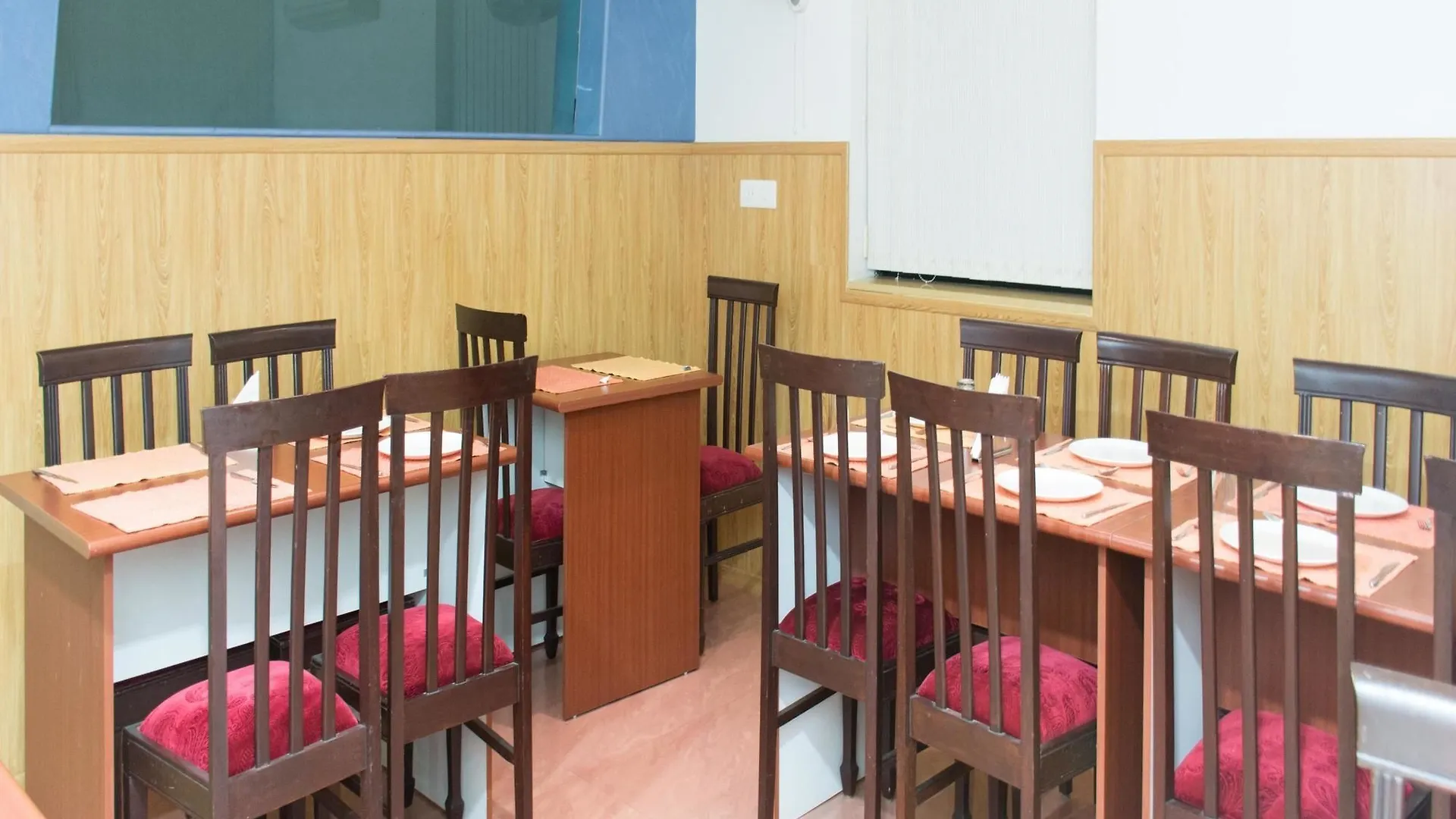 Oyo Rooms Kovalam Beach Road Thiruvananthapuram Indien