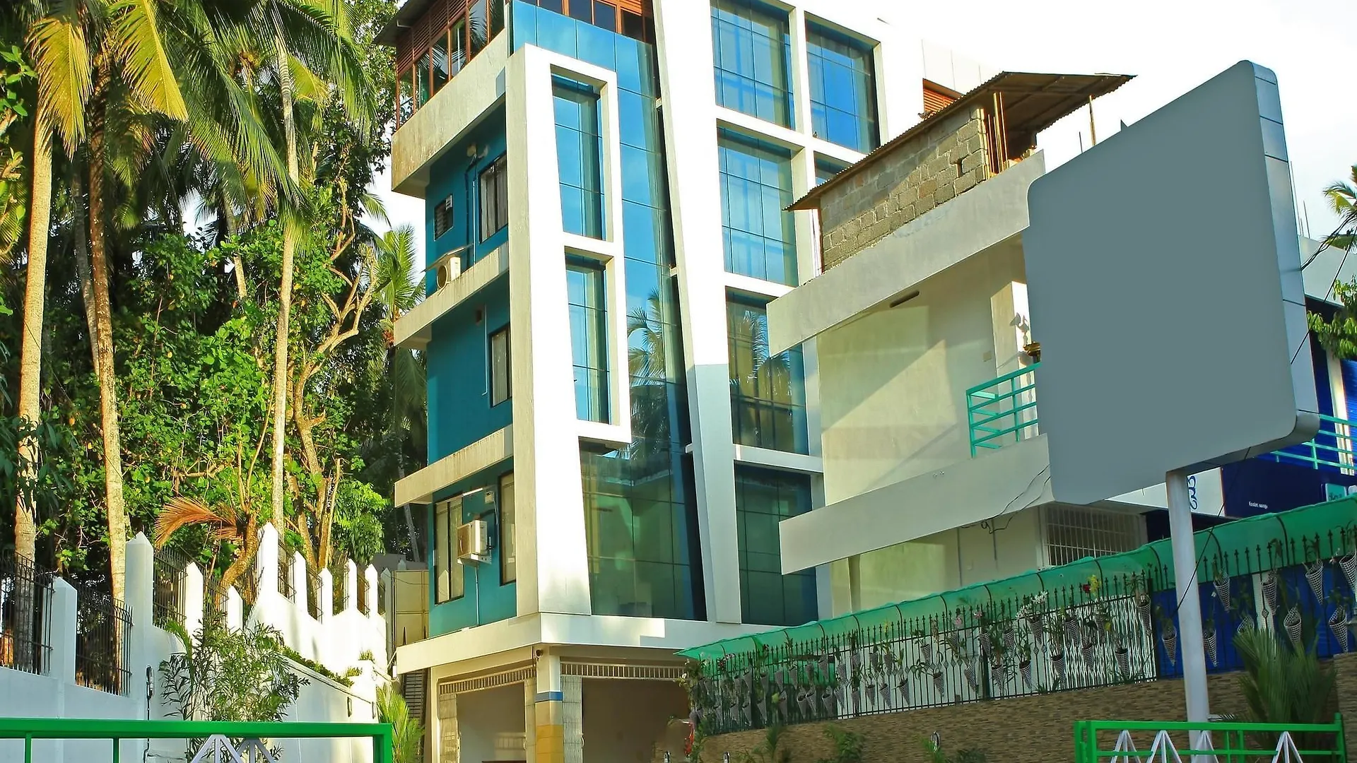 호텔 Oyo Rooms Kovalam Beach Road 트리반드룸